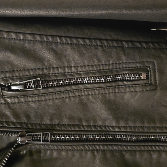 A.N.A. BRAND WOMENS BLACK IMITATION LEATHER JACKET SIZE XS - Picture 6 of 16